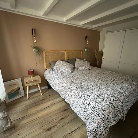 Apartment New Bioves Citron Calme Clim Wifi Plage, Renove Menton