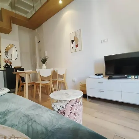 New Bioves Citron Calme Clim Wifi Plage, Renove Apartment Menton